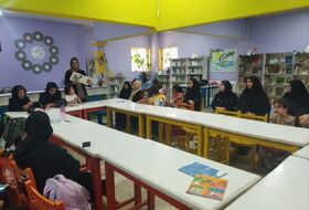 خانواده کتابیار؛ جایی که مادر و فرزند با هم ورق می‌زنند