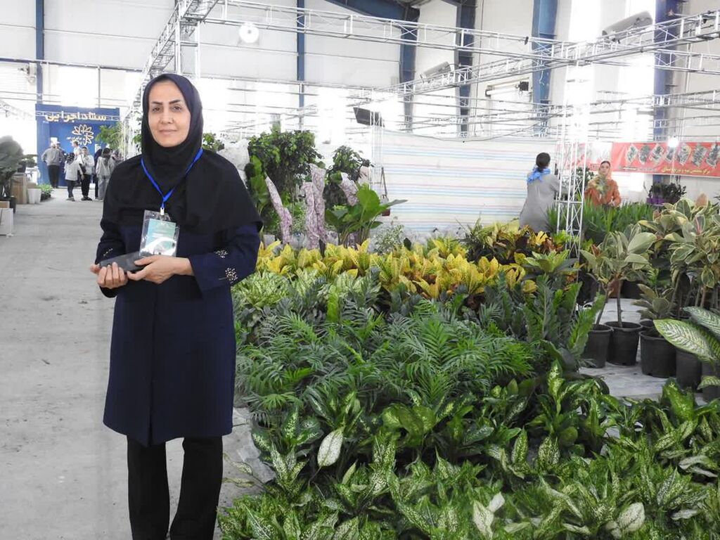 بازدید از نمایشگاه گل وگیاه دراردوی استانی کانون