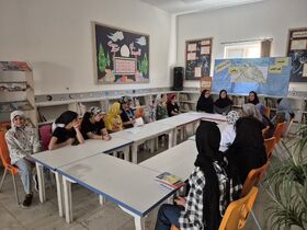 نشست نقد و بررسی کتاب «رخش» در مرکز فرهنگی هنری شماره چهار زاهدان برگزار شد
