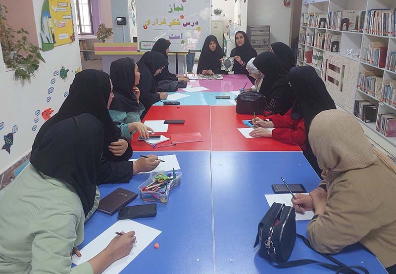 برنامه‌های دهه فرهنگی ترویج معارف نماز در مراکز کانون استان اردبیل برگزار شد