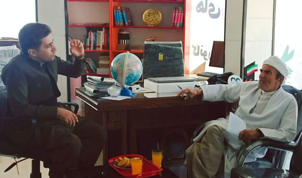 حضور امام جمعه ثلاث‌باباجانی در مرکز فرهنگی هنری این شهرستان