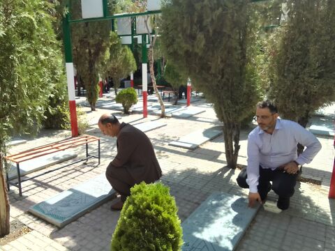 آیین گلباران قبور شهدا_مرکزی
