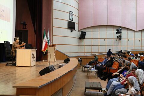 آیین تجلیل از دکتر سید ناصر عمادی در کانون مازندران برگزار شد