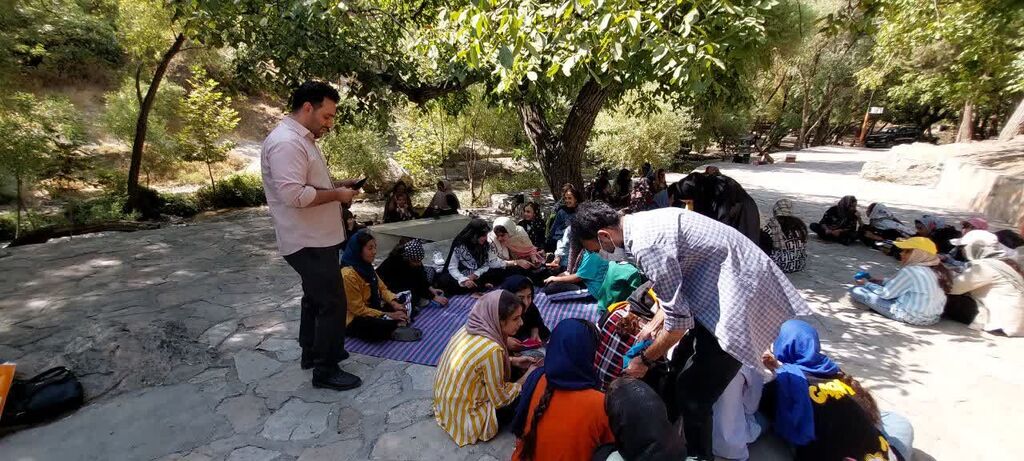 کانون کرمانشاه با اجرای پویش ملی "جهان کودکان را ببین" در اردوی صحنه