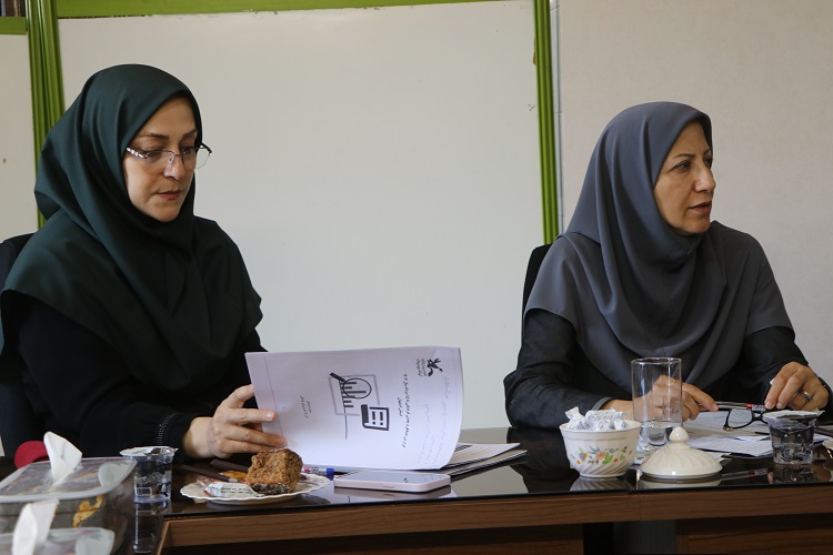 روشهای بررسی و تحلیل آمار مراکز کانون استان اصفهان