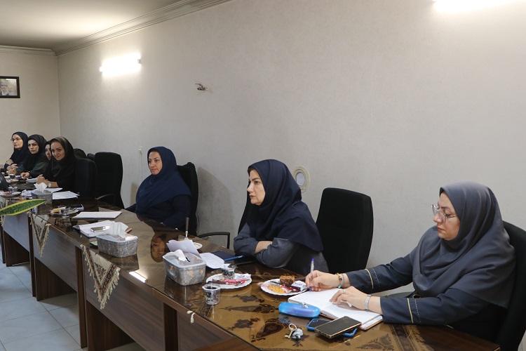 روشهای بررسی و تحلیل آمار مراکز کانون استان اصفهان