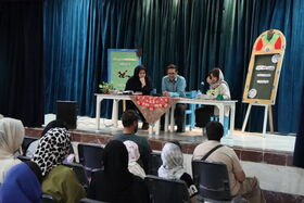 نشست انجمن شاعران نوجوان روشنا در کانون ارا ک برگزار شد