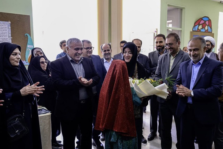 آئین افتتاحیه اولین جشنواره ملی صنایع دستی کودکان و نوجوانان در باغبادران