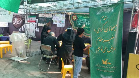 برپایی موکب فرهنگی در مسیر پیاده‌روی زائران امام رضا علیه‌السلام