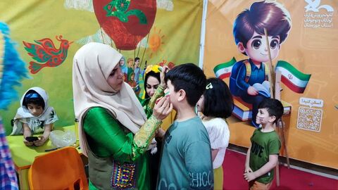 غرفه کودک و نوجوان کانون پرورش فکری در نمایشگاه دستاوردهای دولت در استان خوزستان