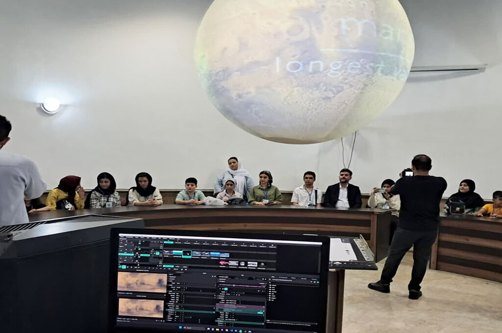 از ماه و زحل تا جهاننمای ۳۶۰ درجه؛ اعضای کانون گیلان شگفتیهای کیهان را به تماشا نشستند