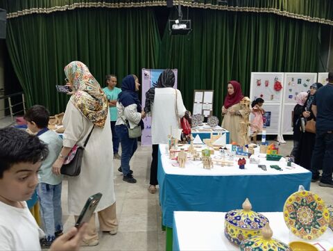 گزارش تصویری/نمایشگاه دستاوردهای تابستانه کانون پرورش فکری کودکان و نوجوانان هرمزگان  " ماهی پرنده"