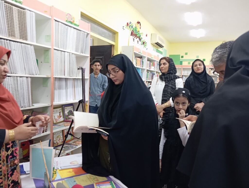نمایشگاه دستاوردهای تابستانه کانون پرورش فکری کودکان و نوجوانان هرمزگان  افتتاح شد