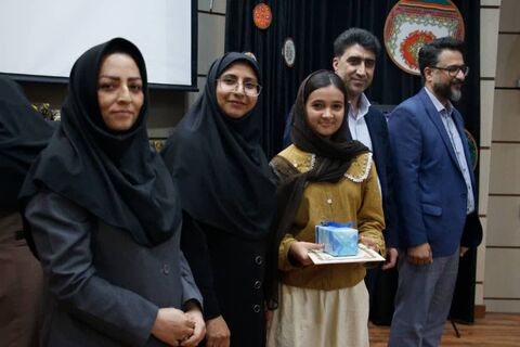 همزمان با هفته دولت ؛ جشن "آفرین گویی" اعضا و مربیان برگزیده کانون هرمزگان برگزار شد