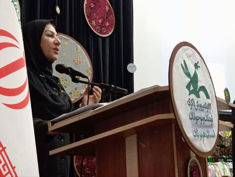 همزمان با هفته دولت ؛ جشن "آفرین گویی" اعضا و مربیان برگزیده کانون هرمزگان برگزار شد
