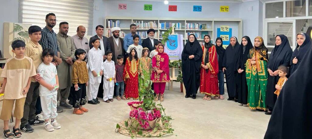 برگزاری نمایشگاه "ماهی پرنده" در مرکز جاسک