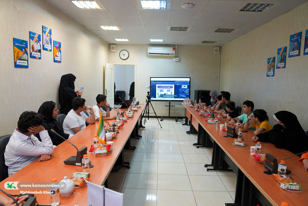 رباتهای اجتماعی به عنوان دوست و کمک درمانگر نقشآفرینی میکنند