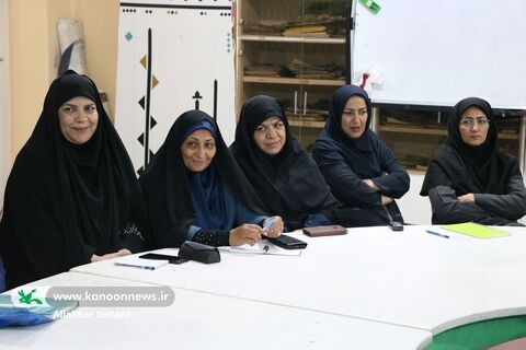 برگزاری کارگاه سه‌روزه نمایش عروسکی سایه‌ای ویژه مربیان کانون کرمان