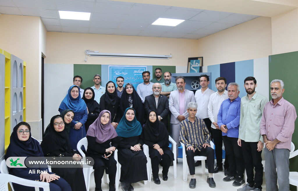 مربیان و کارکنان کانون استان بوشهر با مبانی پدافند غیرعامل آشناشدند مربیان و کارکنان کانون استان بوشهر با مبانی پدافند غیرعامل آشناشدند