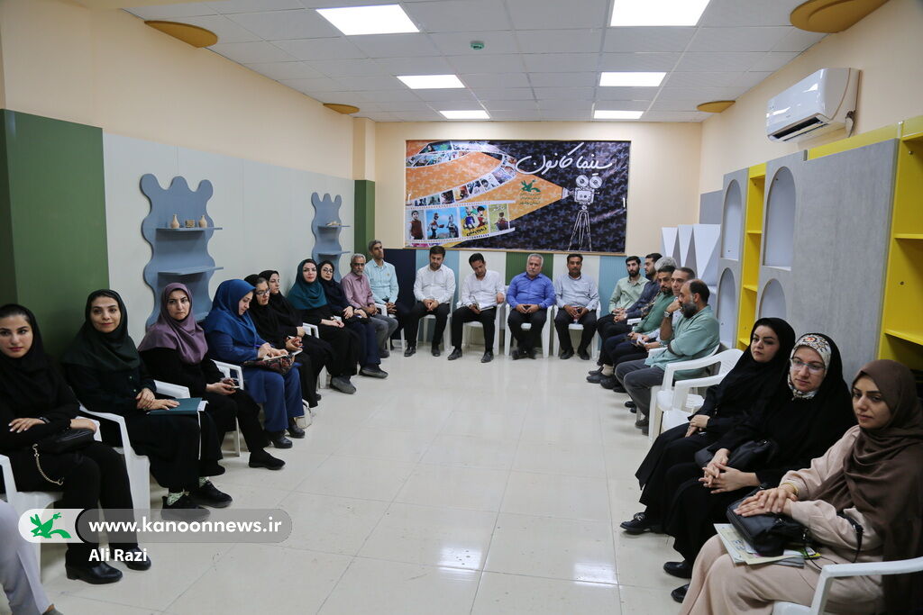 مربیان و کارکنان کانون استان بوشهر با مبانی پدافند غیرعامل آشناشدند