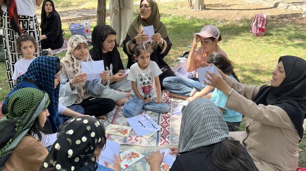 اردوی اعضای مراکز شماره ۱و۲ اسلام‌آبادغرب در طاق‌بستان کرمانشاه