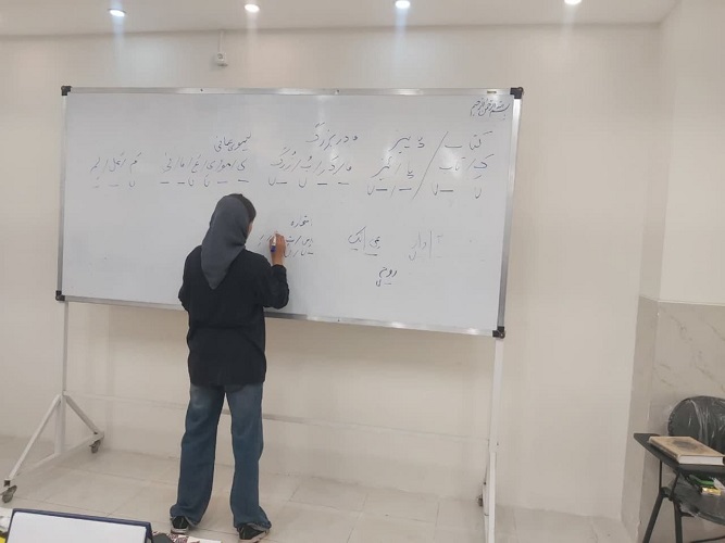 نوجوانان در باشگاه شعر سیمرغ شرکت کردند