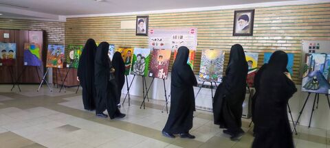نمایشگاه آثار اعضای کانون پرورش فکری تبریز  با محوریت کودکان شهید جنگ 12 روزه  در مصلی تبریز