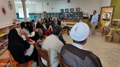 نشست آموزشی ادبی