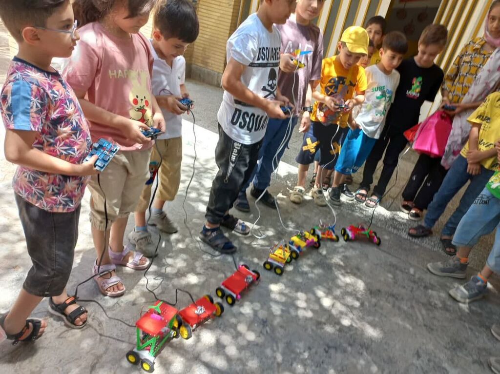 کارگاههای علمی کانون همدان، فرصتی برای شکوفایی استعدادهای کودکان و نوجوان