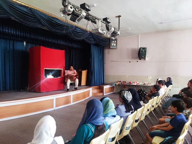 کارگاه آموزش خیمهی شببازی در کانون استان اصفهان