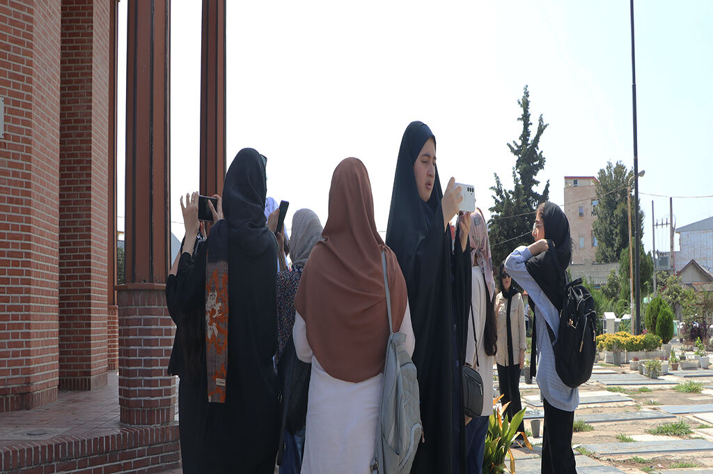 برگزاری چهل‌وهشتمین نشست تخصصی انجمن عکاسان نوجوان کانون گیلان