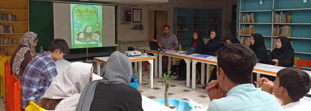 برگزاری چهارمین نشست «پاتوق قصه و نقد» در کانون همدان