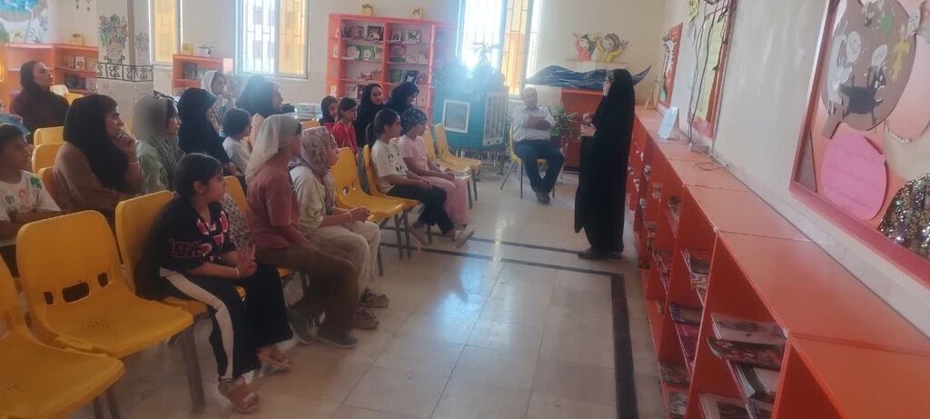 برگزاری کارگاه قصهگویی در مرکز شماره ۱۲ کانون کرمانشاه