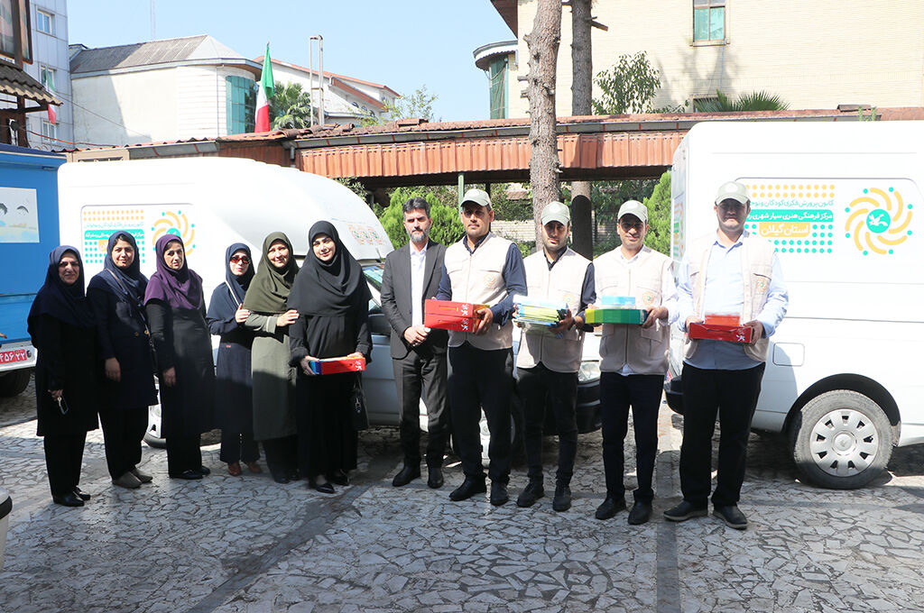 پاسداشت «گوهرهای قیمتی» ایران اسلامی در دستور کار باشد