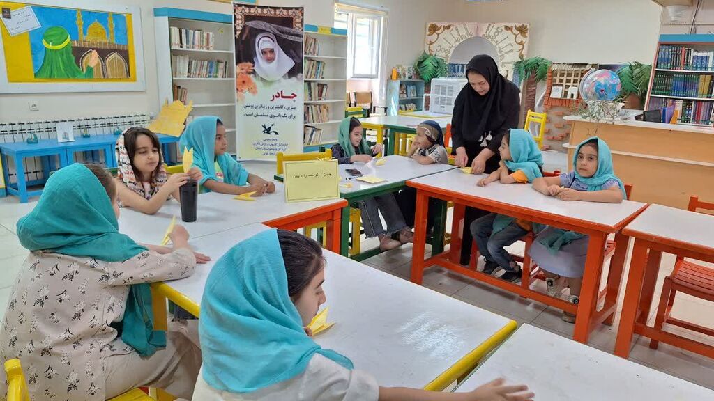 اعضا و مربیان با پیام صلح جهانی