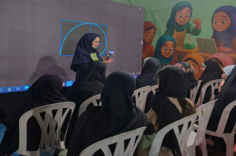 دومین روز نمایشگاه«روایت پرچمداران