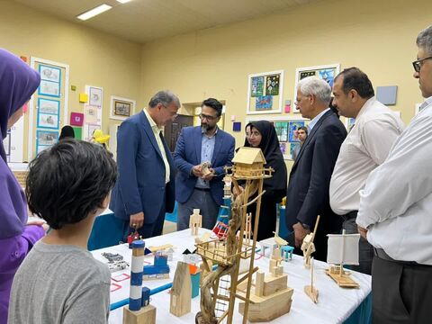 بازدید احمد مرادی از نمایشگاه ماهی پرنده در بندرعباس