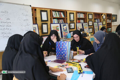سومین دوره مقدماتی تربیت مربی کودک و نوجوان در قم