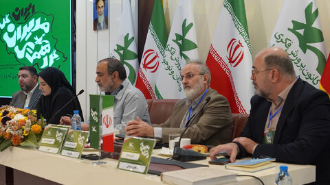 آغاز گردهمایی مدیران کل کانون در مشهد مقدس