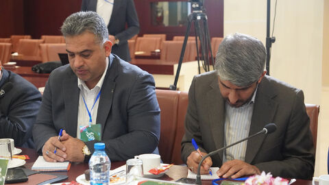 آغاز گردهمایی مدیران کل کانون در مشهد مقدس