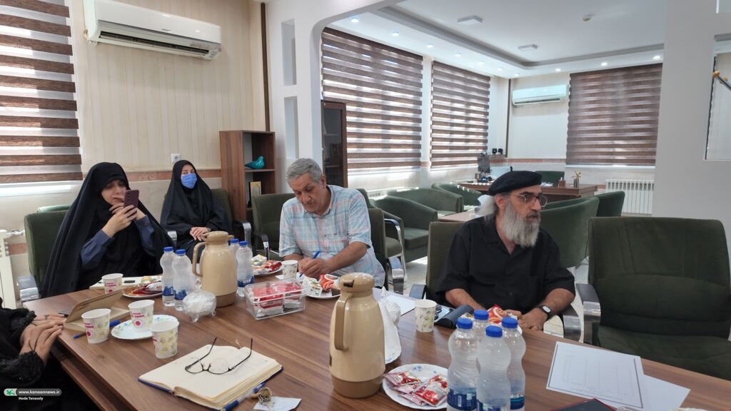 اولین نشست فعالان حوزه کودک ونوجوان با محوریت «مهدویت»