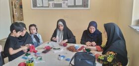 عروسک‌های خندان در کارگاه مادر و دختر  کانون میامی