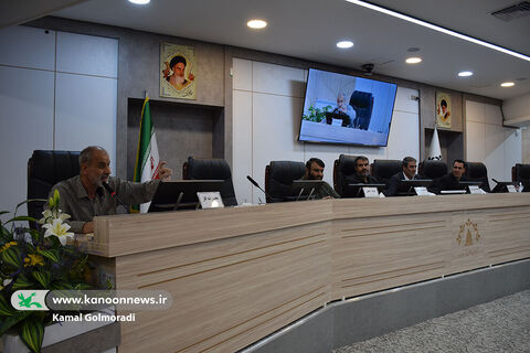 نشست صمیمی مدیرکل کانون لرستان باشورای اسلامی شهر بروجرد