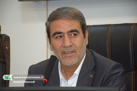 نشست صمیمی مدیرکل کانون لرستان باشورای اسلامی شهر بروجرد