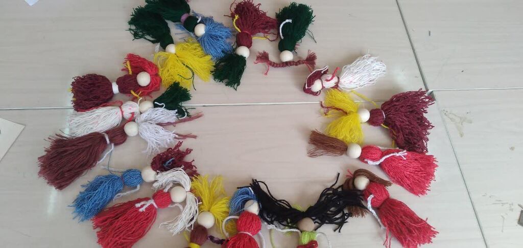 عروسکهای خندان در کارگاه مادر و دختر کانون میامی