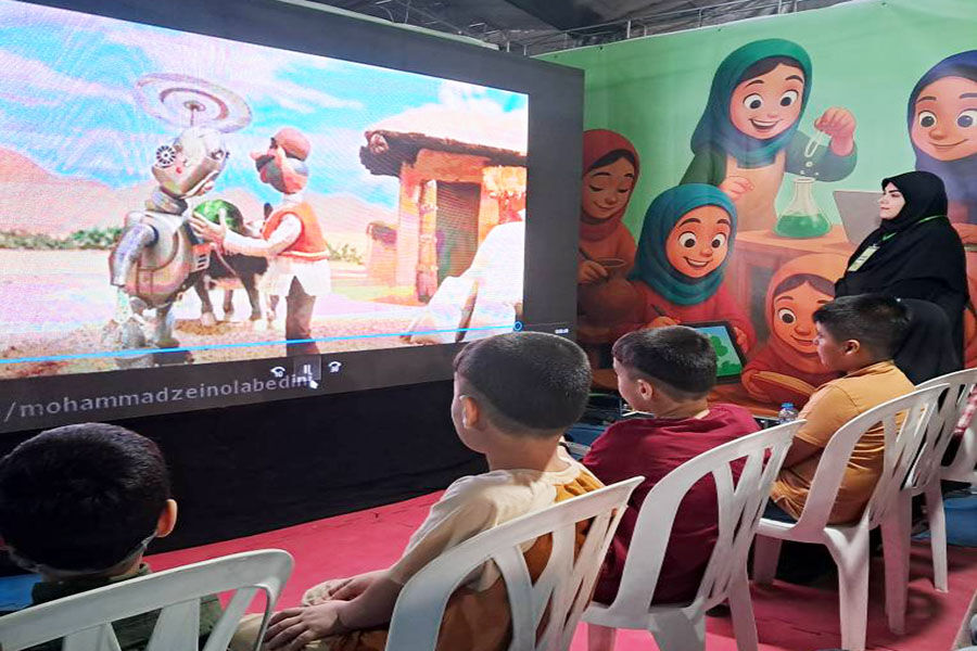 نمایش و نقد پویانمایی کشاورز و ربات برای مخاطبان؛ ترویج خلاقیت و دانش در نمایشگاه «روایت پرچمداران»