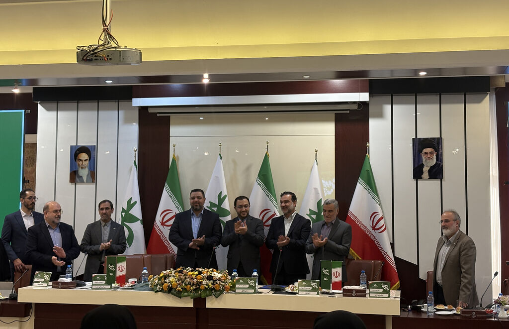 آیین تکریم و معارفه معاون توسعه و مدیریت منابع کانون آیین تکریم و معارفه معاون توسعه و مدیریت منابع کانون برگزار شد