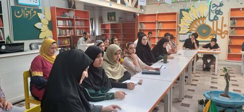 سیمرغ همدان