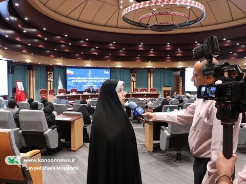 رونمایی از کتابچه‌ی آیین‌نامه کمیته کودک و نوجوان استان گلستان