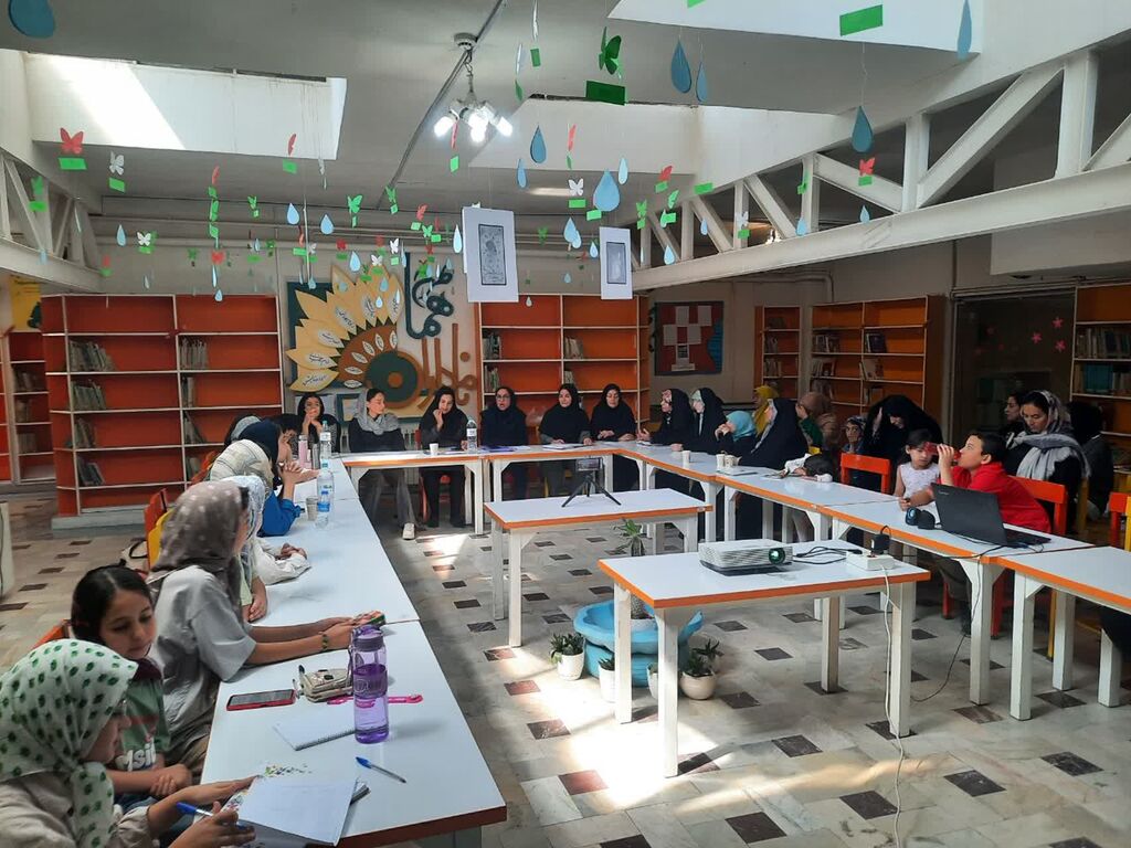 برگزاری پنجمین نشست «پاتوق قصه و نقد» در کانون همدان